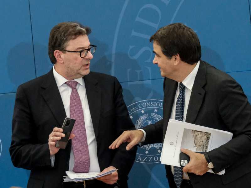 Il ritardo è debito. La lentezza sul Pnrr obbliga il Tesoro a nuovi Btp: così si bruciano oltre 200 milioni