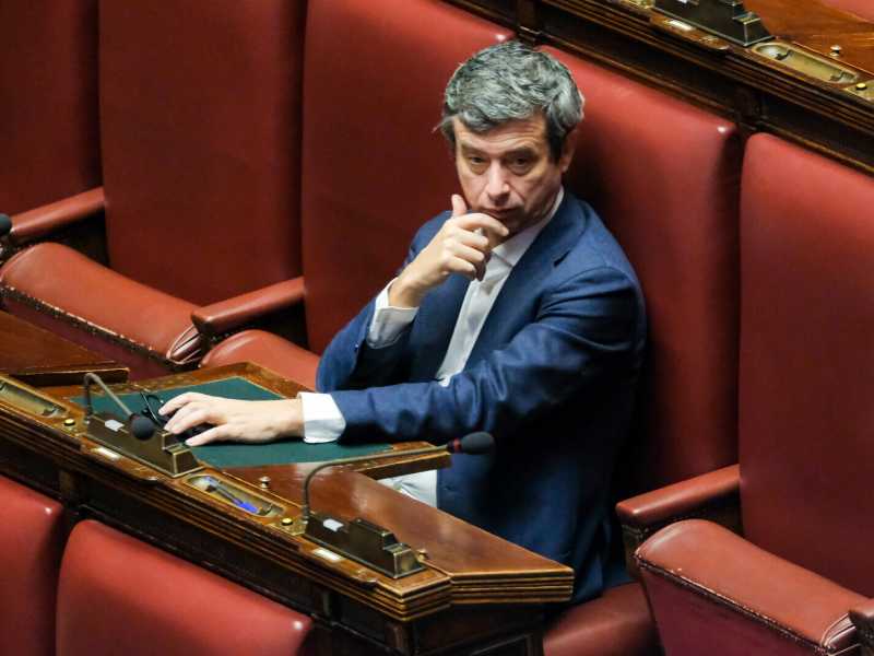 "Su Stellantis Calenda ha ragione. I silenzi del gruppo Gedi? Valutino i lettori...". Parla Orlando