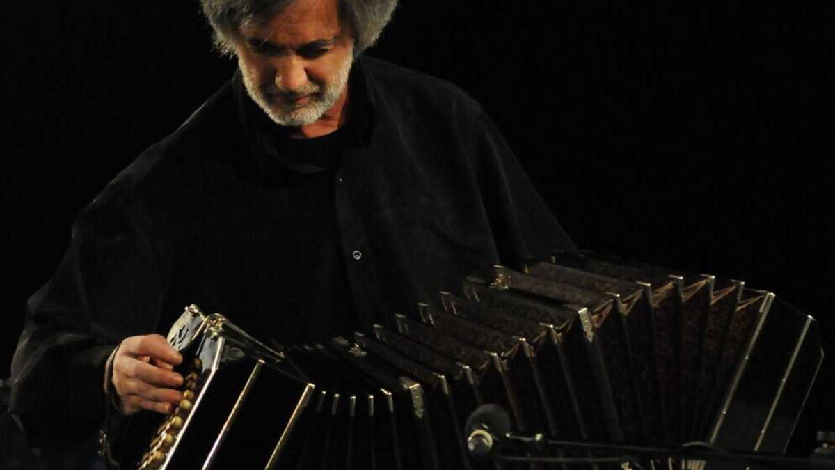 Immagine di Héctor Ulises Passarella, il mondo di Borges e il suono del bandoneón