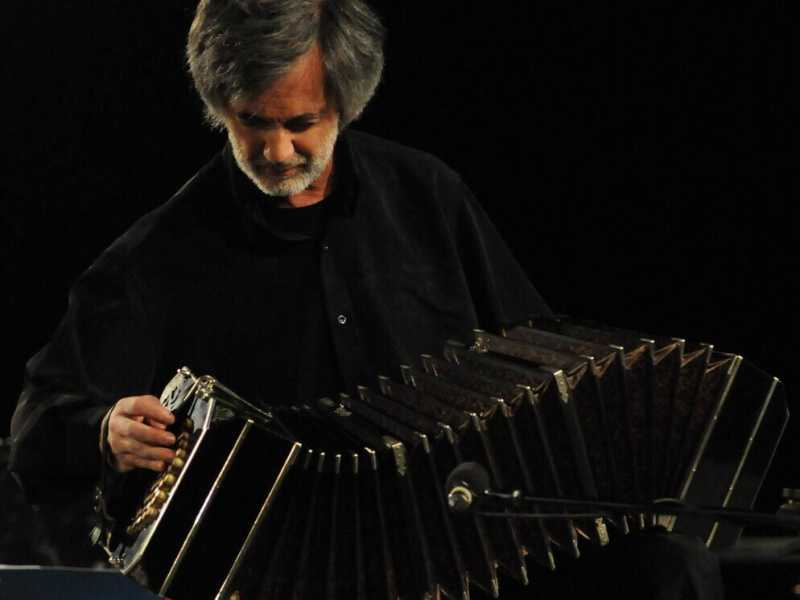 Héctor Ulises Passarella, il mondo di Borges e il suono del bandoneón