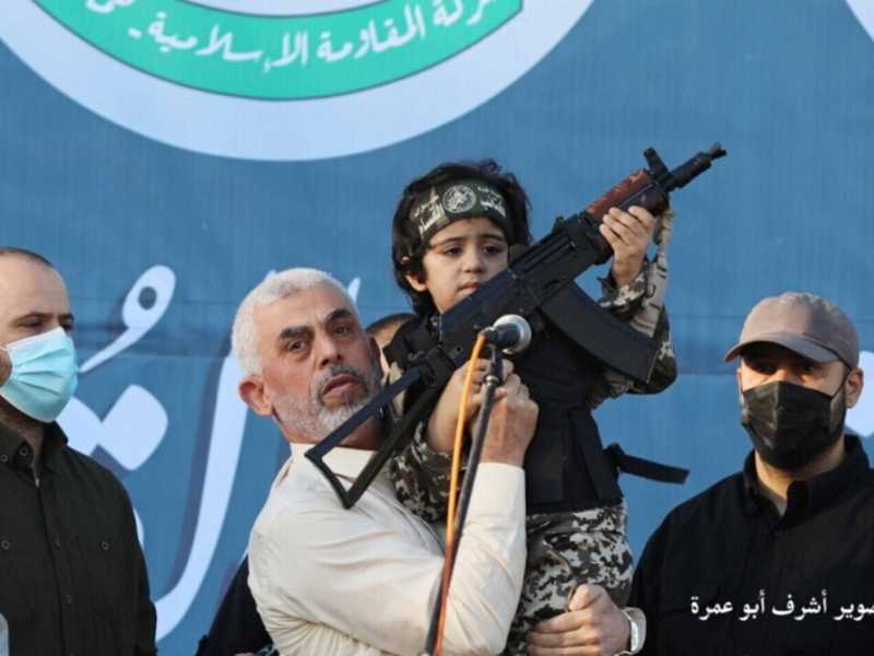 Il capo di Hamas, Yahia Sinwar, durante un comizio nel 2021 &nbsp;<br />