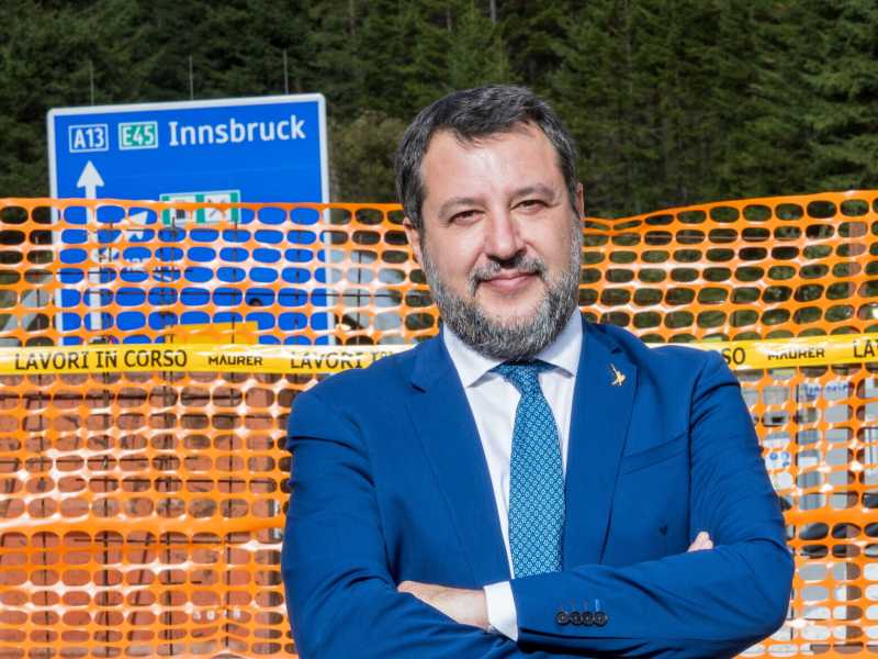 Salvini si gode il successo di AfD in Germania e rilancia la sfida a Meloni. Che si nega agli alleati polacchi
