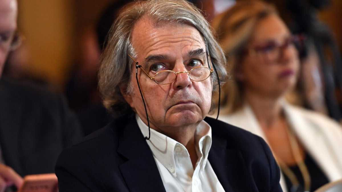 Immagine di Il Cnel si divide e dice no alla legge sul salario minimo. Brunetta: “Il sindacato si è spaccato”