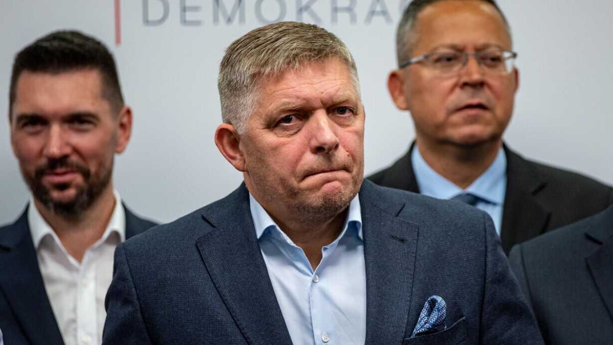 Immagine di Il Partito socialista europeo sospende Robert Fico