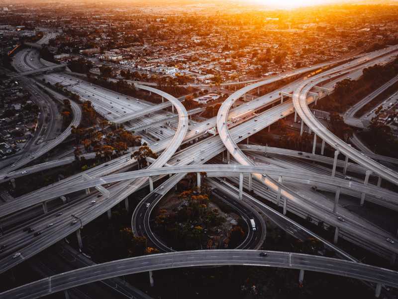 Foto di Denys Negozhai su Unsplash 
