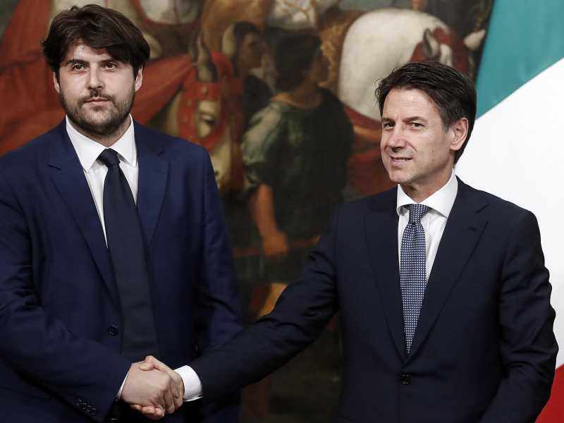“Noi M5s dovremmo essere meno ambigui su Israele”. Parla Buffagni