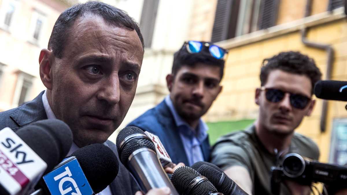 Immagine di Le stranezze dell'inchiesta contro Stefano Esposito