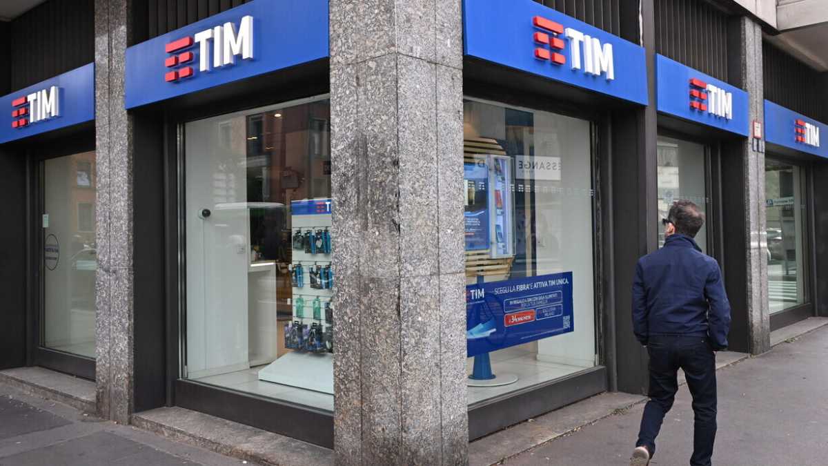 Immagine di Tim-Kkr, gran pasticcio in Borsa