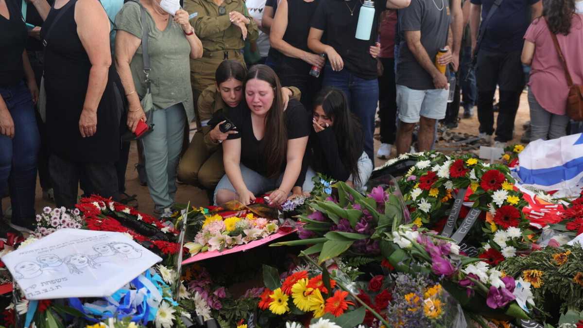Immagine di “Condannare Hamas?”. Ecco l’ambiguità degli storici italiani