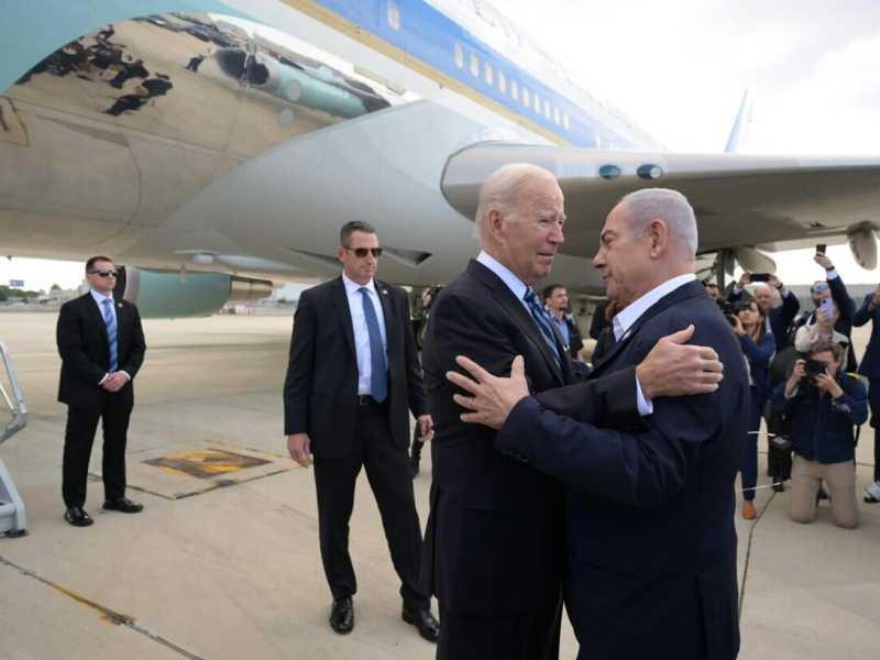 L'incontro tra Biden e Netanyahu (foto Epa, via Ansa)