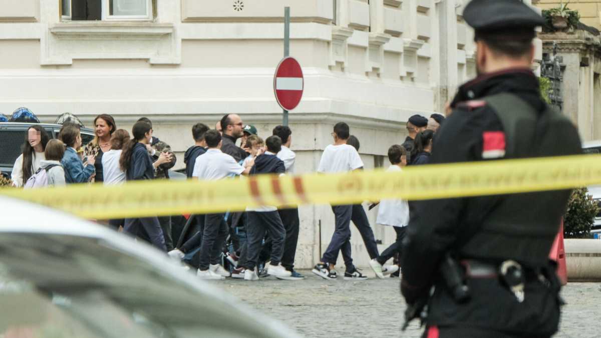 Immagine di Mezzo mistero sull’allarme bomba al ghetto