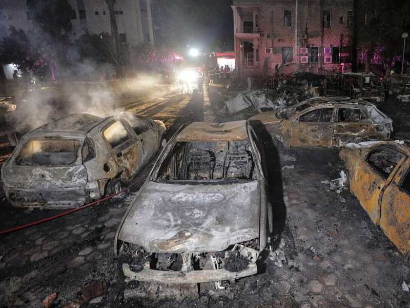 Israele: Netanyahu comandante in capo è autolesionismo