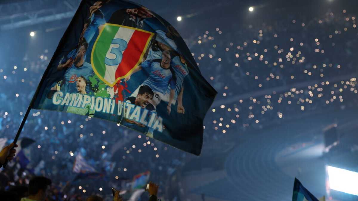 Immagine di Ve lo ricordate il complotto dei poteri forti del nord contro lo scudetto al Napoli?