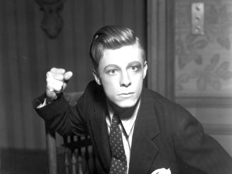 15 ottobre 1935: Stephen Haggard interpreta "Black Eye", del drammaturgo James Bridie, allo Shaftesbury Theatre (Sasha/Hulton Archive/Getty Images)&nbsp;<br />