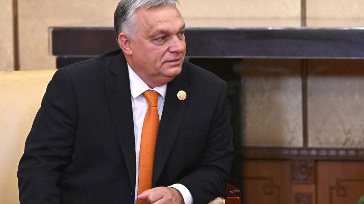 Immagine di Orbán (il turco) conta sempre meno in Ue
