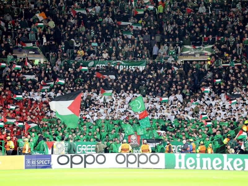 I tifosi della Green Brigade del Celtic (Ansa)