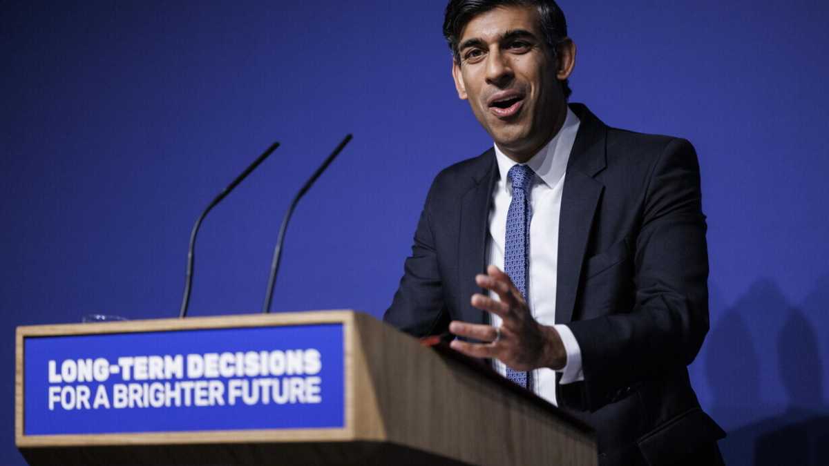 Immagine di Sunak vuole fare del Regno Unito il paese leader nella sicurezza dell'intelligenza artificiale
