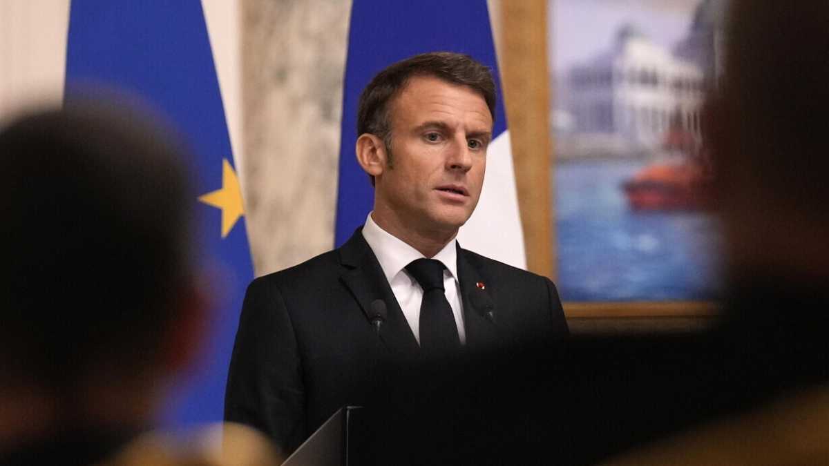 Immagine di Quanto è complicato il calcolo di Macron in una Francia mobilitata