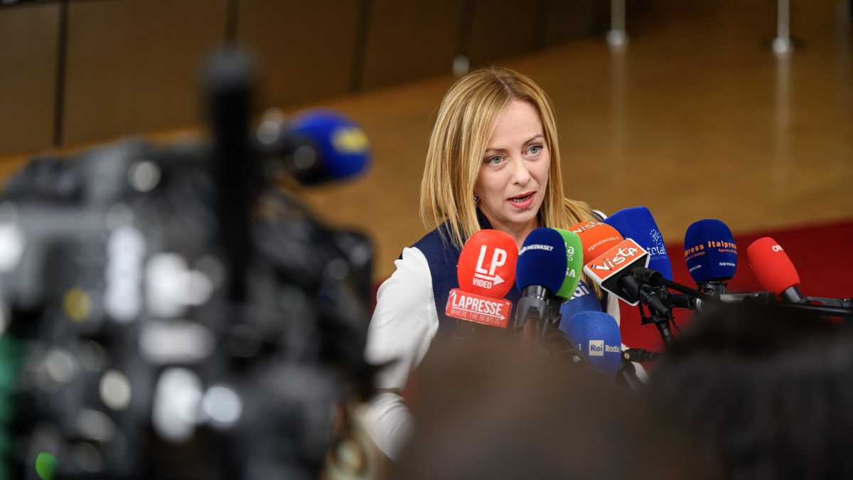 Immagine di La versione di Giorgia "no problem", mentre la manovra balla ancora