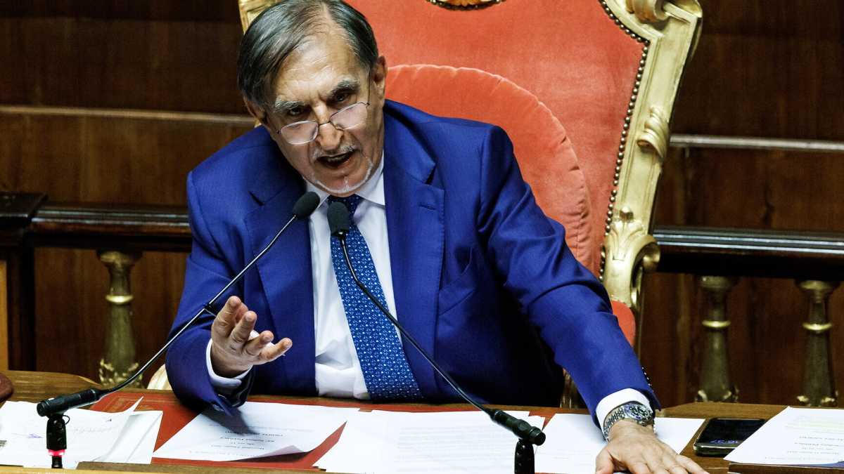 Immagine di La Russa: “La riforma non limiterà il Colle. E in caso di sfiducia subito al voto”