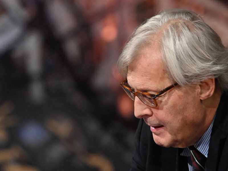 Sgarbi, pilota automatico