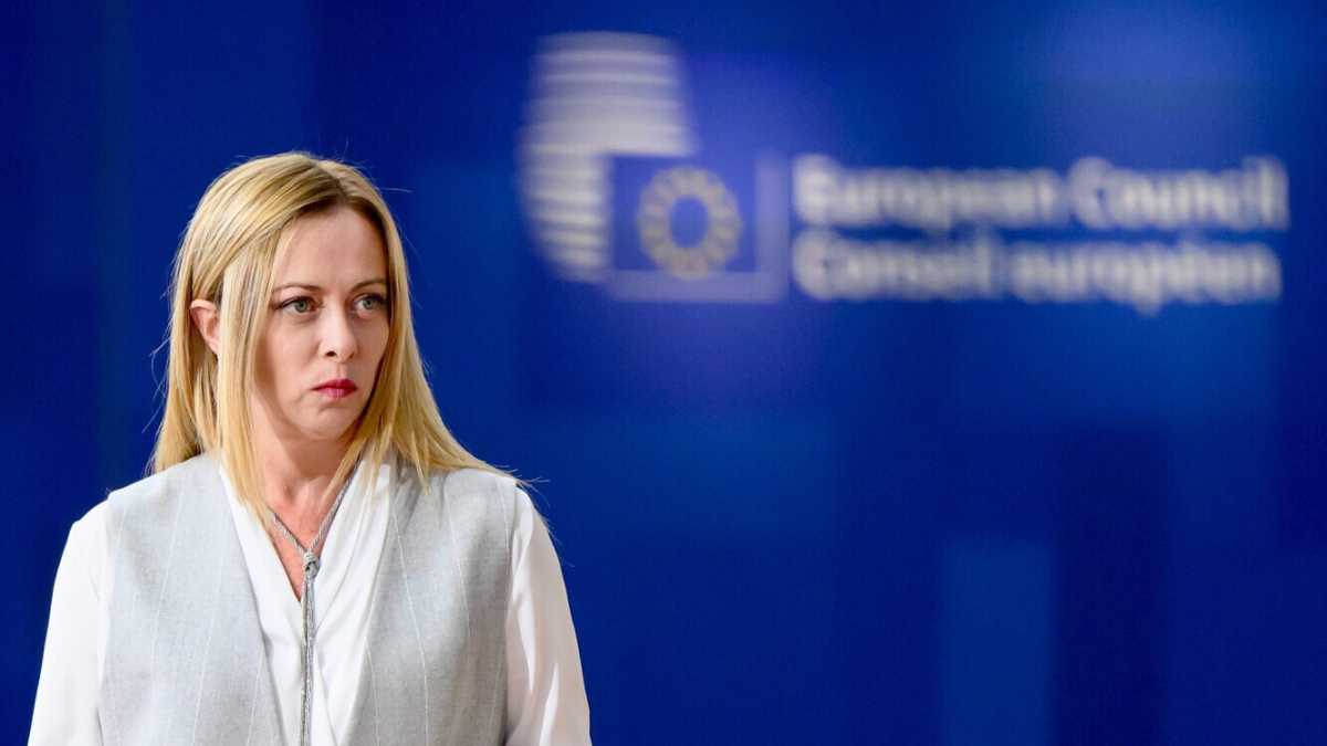 Immagine di Meloni beffata da due russi. Ecco la catena degli errori che ha mandato in tilt la diplomazia