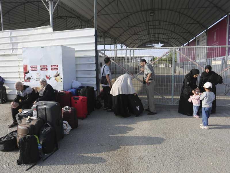 Dal valico di Rafah si esce, si studia come implementare la via umanitaria