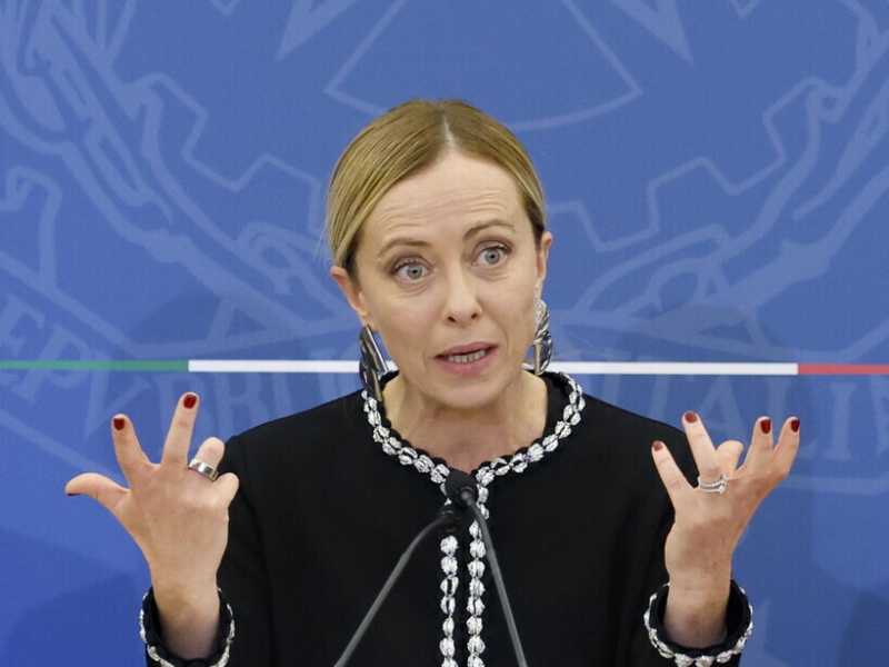 Meloni dura con Talò e lieve con le riforme: "Non lego il referendum alla vita del governo"
