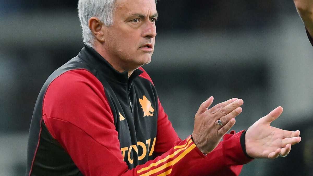 Immagine di Il genio di Mou riesce a dividere anche i suoi tifosi