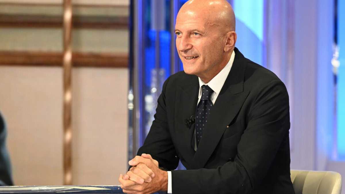 Immagine di Giorgia, chi te lo fa fare? Minzolini sui rischi del referendum sulla riforma
