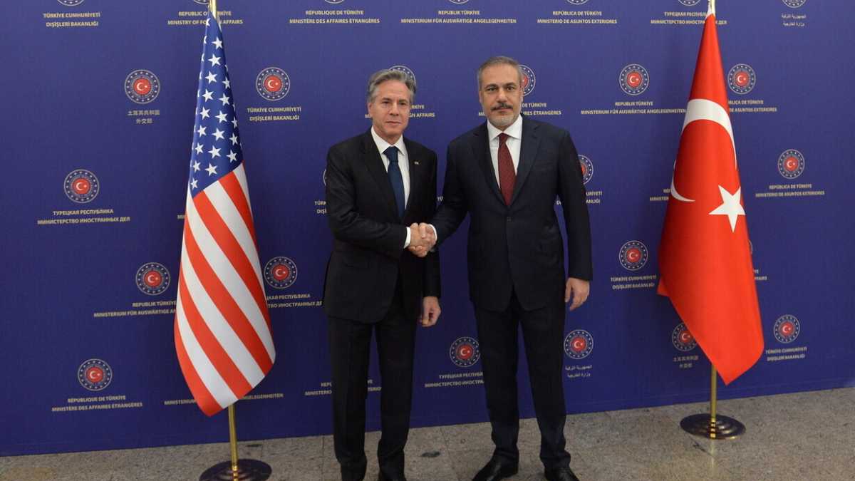Immagine di Blinken va ad Ankara a parlare del dopo Hamas. Erdogan lo snobba