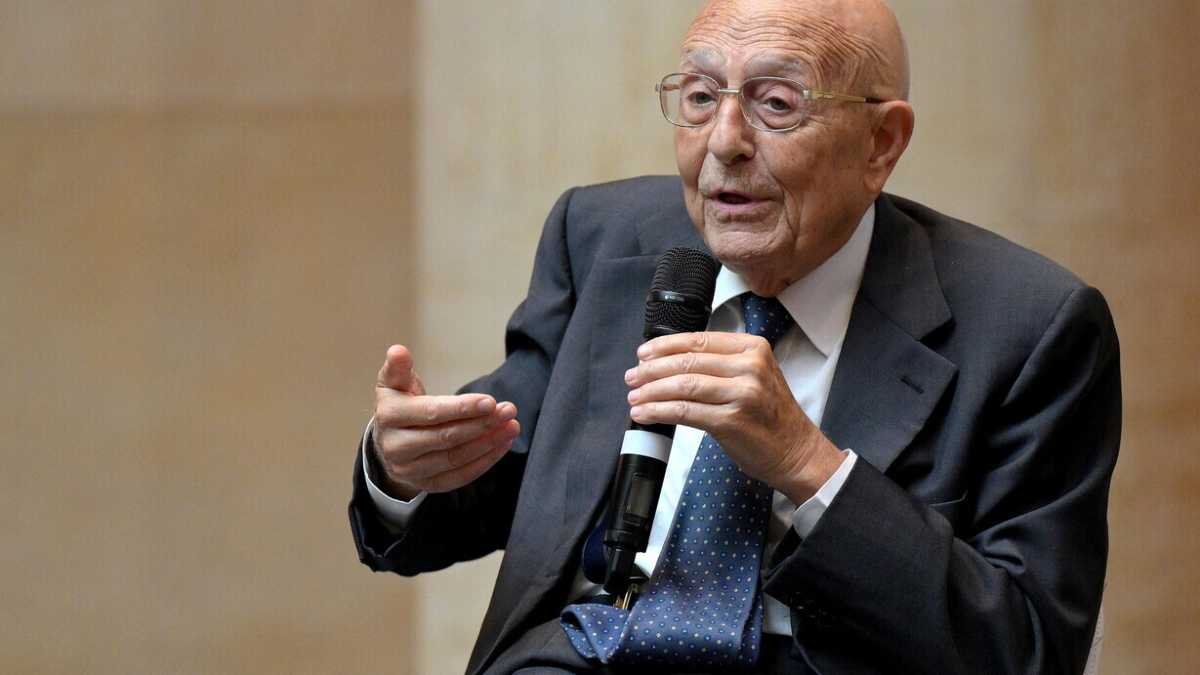 Immagine di “L’accordo Italia-Albania è utile, fa felice i paesi Ue. Non c’è violazione del diritto comunitario”. Parla Cassese