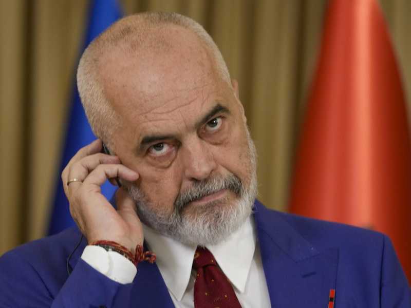 L’imbarazzo del Pse per il Pd che vorrebbe espellere Edi Rama