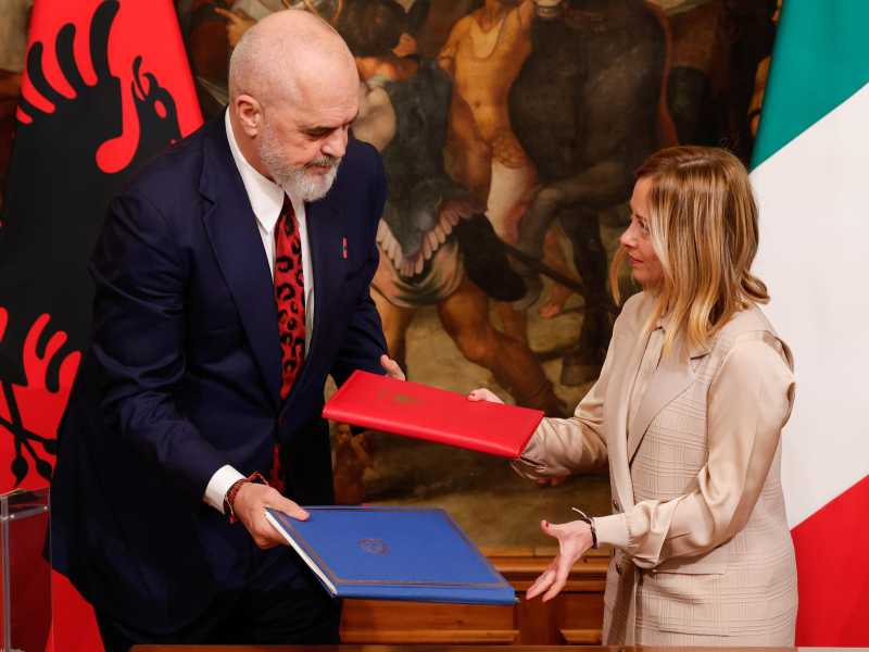 “L’intesa con l’Albania rispetta la Costituzione”, dice Mirabelli, ex presidente della Consulta