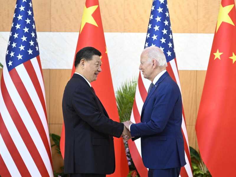 Biden e Xi s'incontrano e si parlano, ma non potrebbero essere più distanti