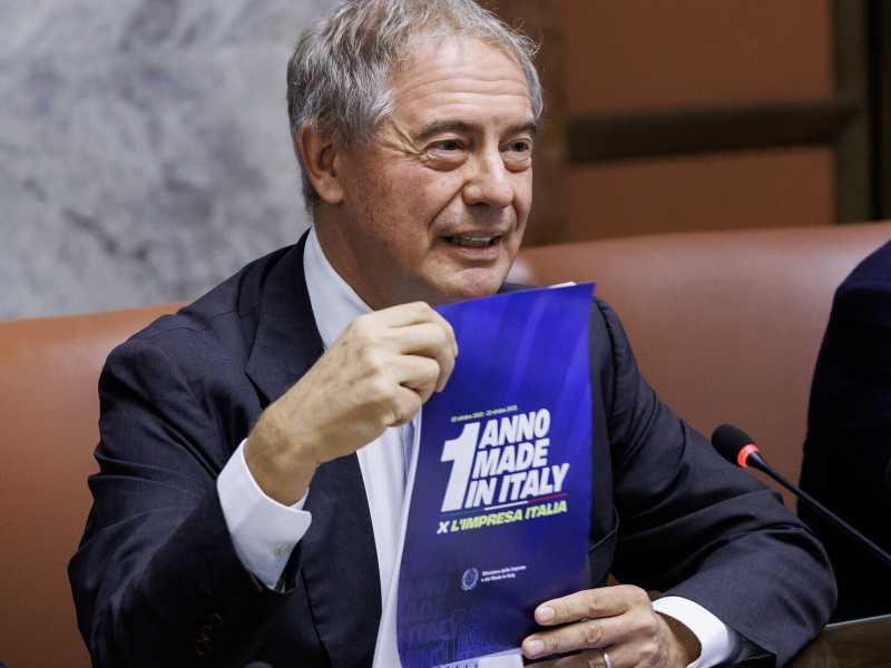 Dai Btp agli Npl, le incursioni di Urso fuori dal suo campo