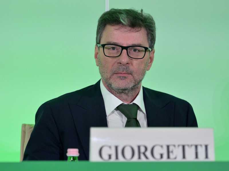 Per invertire la tendenza di bassa crescita e debito crescente serve più coraggio