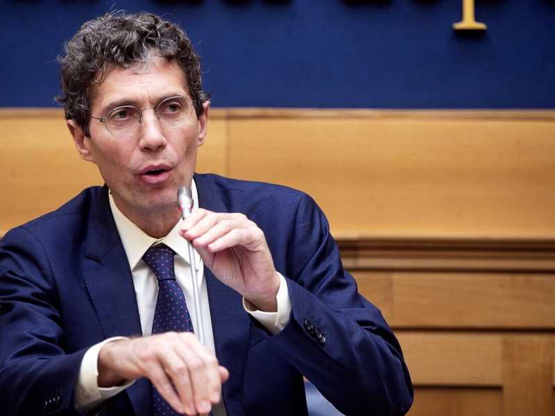 +Europa prova a bloccare il ddl sul divieto di carne sintetica: "È incostituzionale"