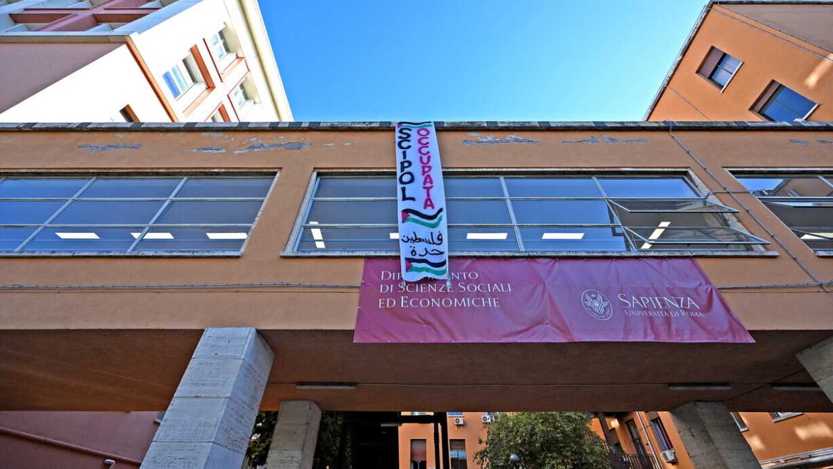 Immagine di Nei cv dei prof. che hanno siglato l’appello per il cessate il fuoco c’è tanto odio anti israeliano