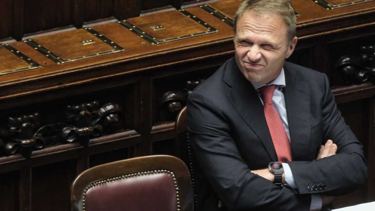 Immagine di Patria, mestolo e divieti. La "cucina" legislativa di Lollobrigida