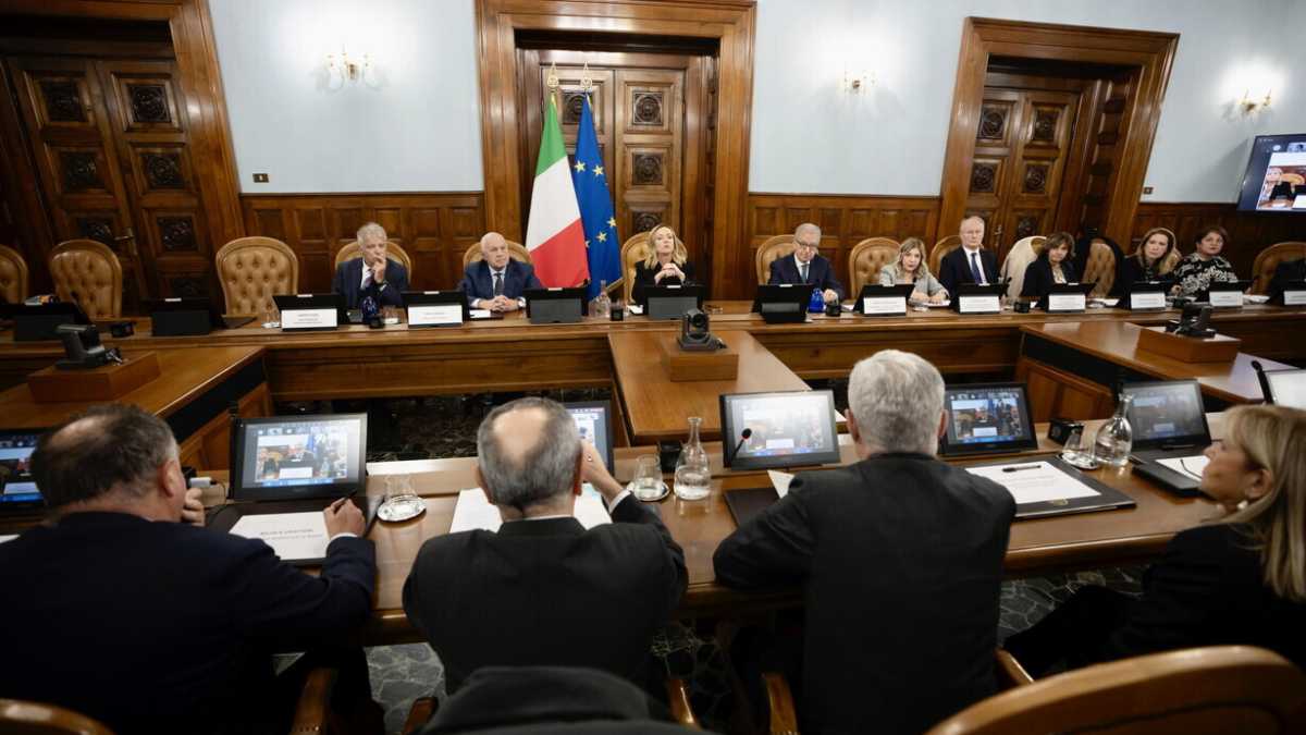 Immagine di I pm antimafia avvisano Meloni: "No alle riforme della giustizia"