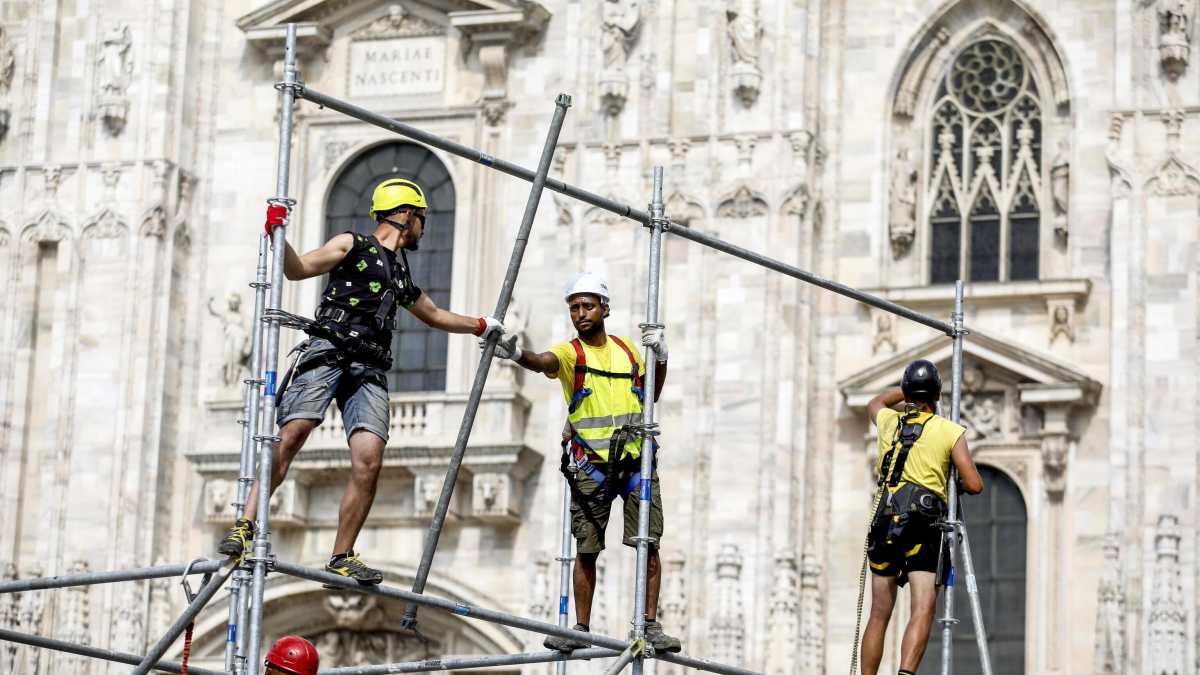 Immagine di La proposta della Lega di legare gli stipendi al costo della vita e lo spauracchio delle “gabbie salariali”