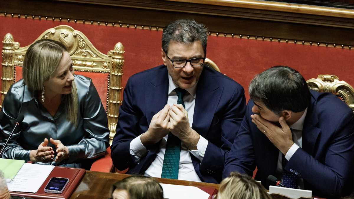 Immagine di La Commissione smonta tutti i numeri del governo Meloni sul debito pubblico