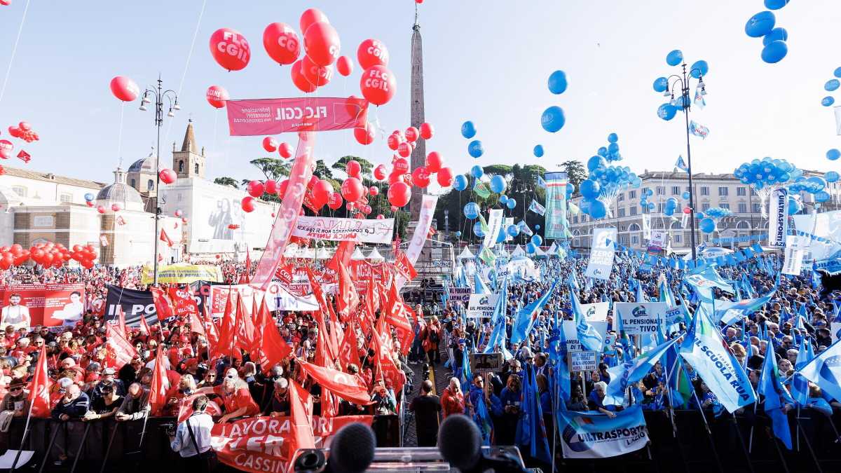 Immagine di È il giorno dello sciopero: le manifestazioni e i cortei nelle città