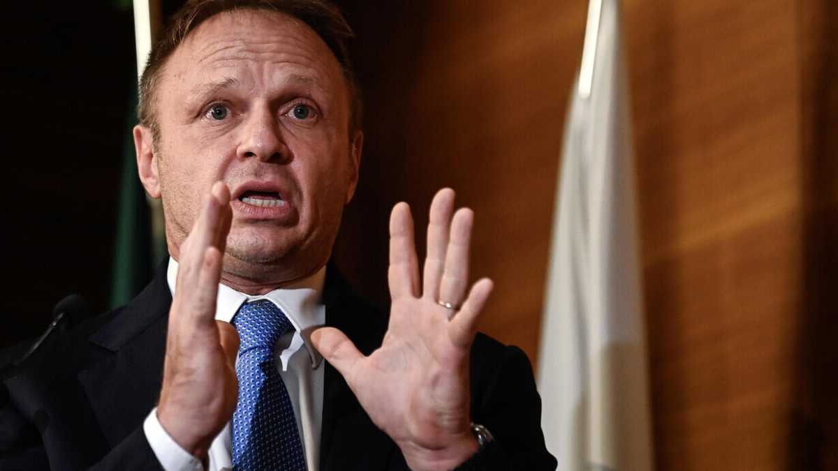 Immagine di Il coldirettismo alternato di Lollobrigida