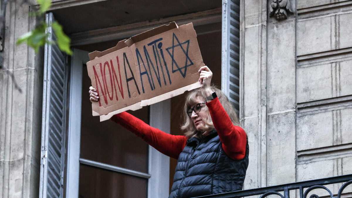 Immagine di Per lo storico Birnbaum, la Francia sta vivendo un nuovo momento antisemita