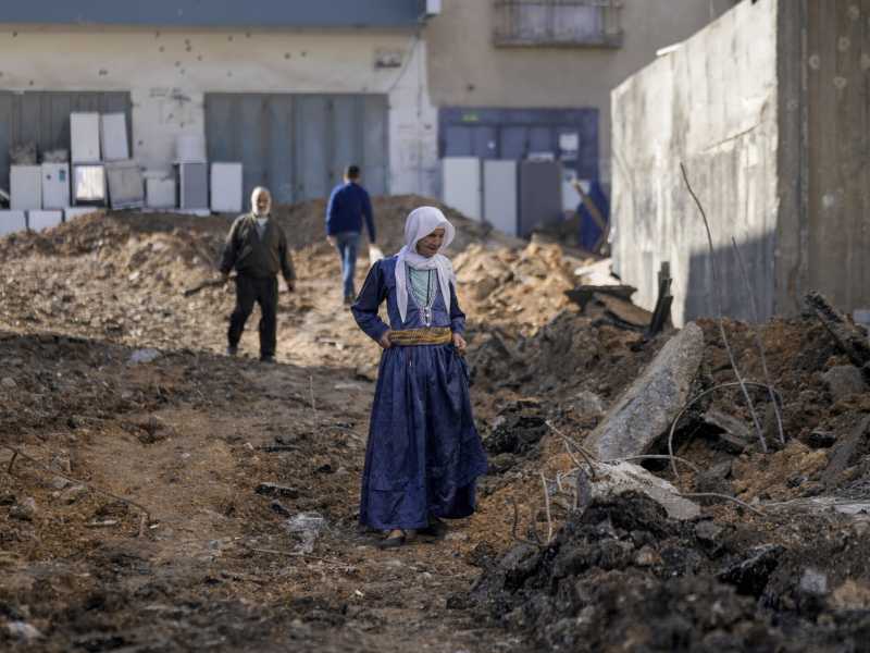Carri armati israeliani nell'ospedale indonesiano nel nord della Striscia di Gaza