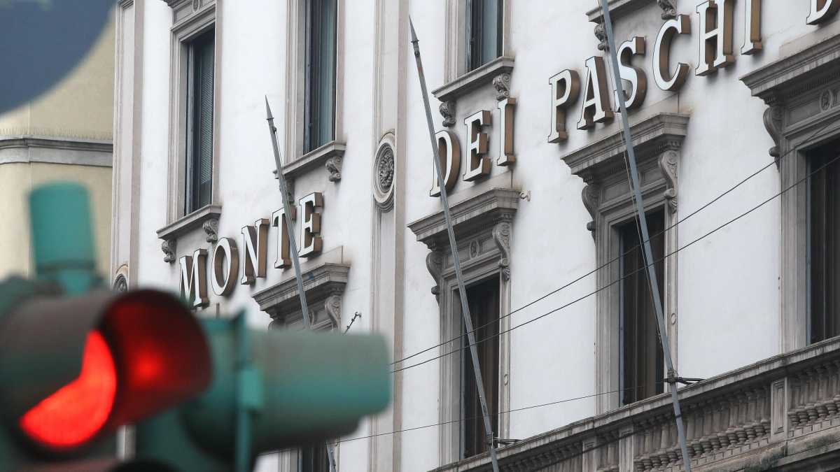 Immagine di Il Mef cede il 25 per cento delle azioni di Mps e incassa 920 milioni di euro