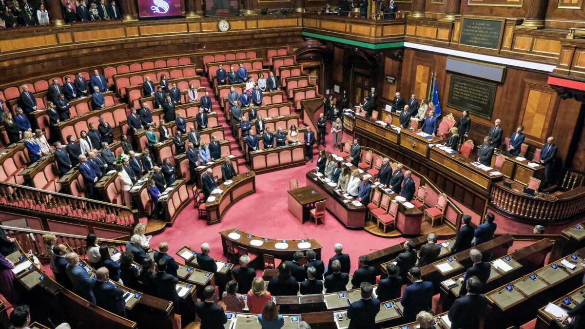 Immagine di Pecetta d'Italia. Sanatorie, stabilizzazioni e altri emendamenti. Il dl Anticipi è il dl Lourdes