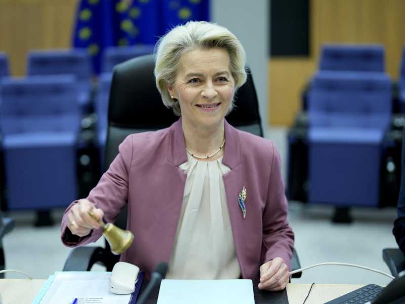 Non bocciati ma rimandati: cambia poco. Il giudizio dell’Ue sulla manovra